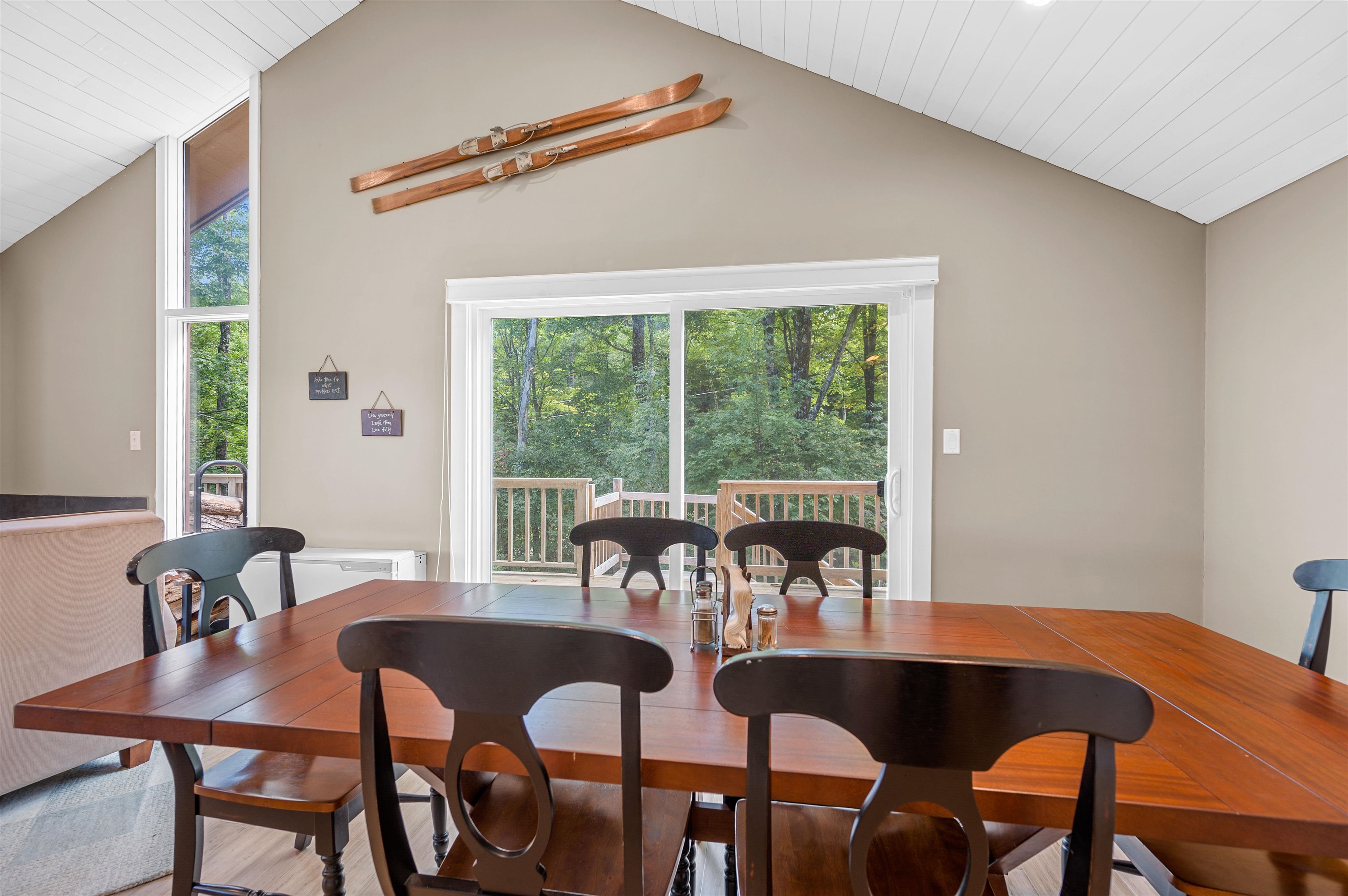 158 Sugar Ledge Road Warren, VT 05674 - Photo 9 of 49 Gallery Image 9