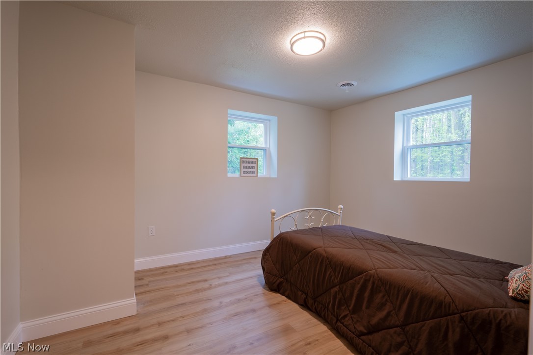 9845 Chardon Road Chardon, OH 44024 - Photo 20 of 29 Gallery Image 20