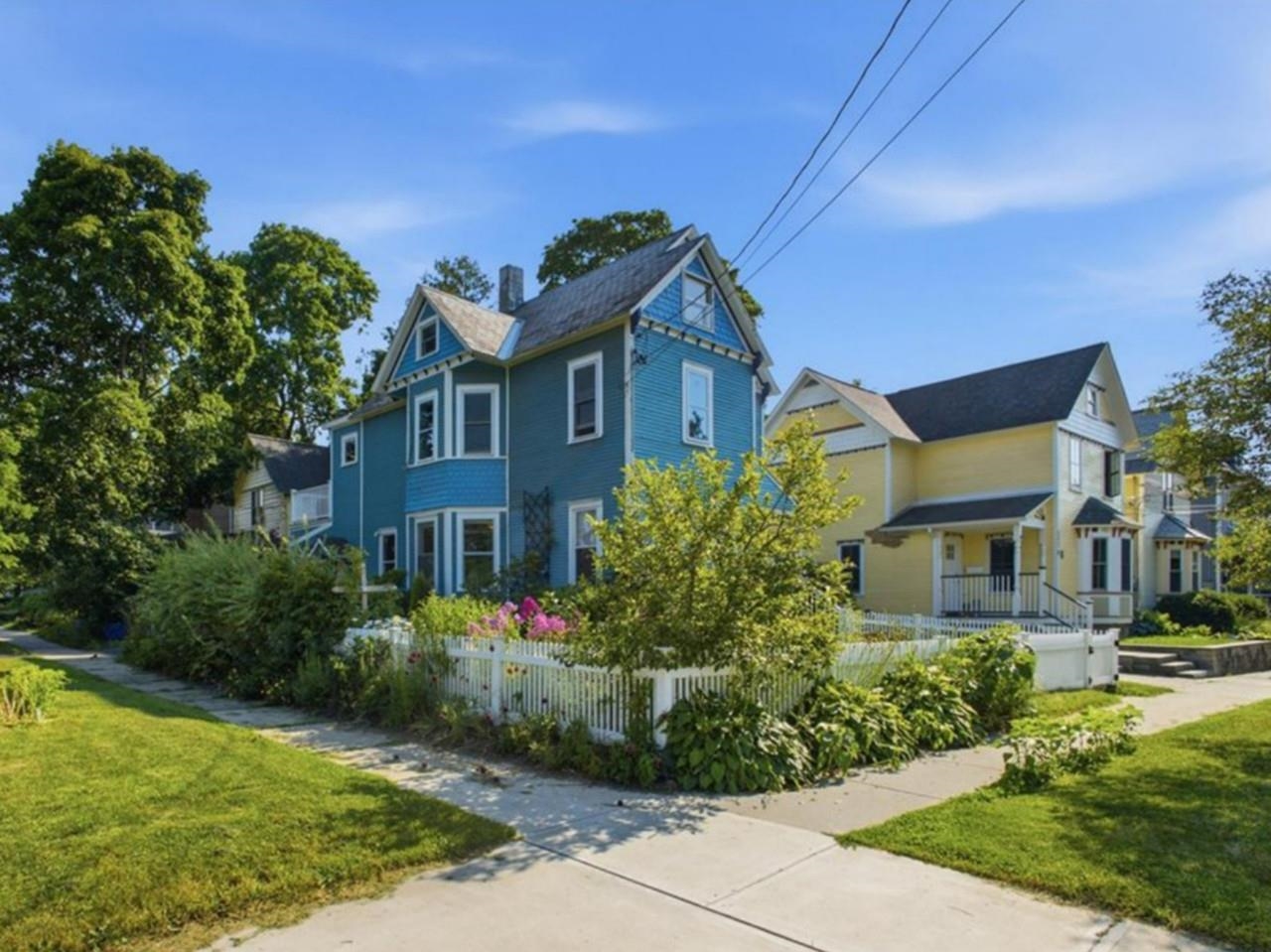245 Loomis Street Burlington, VT 05401 - Photo 1 of 40