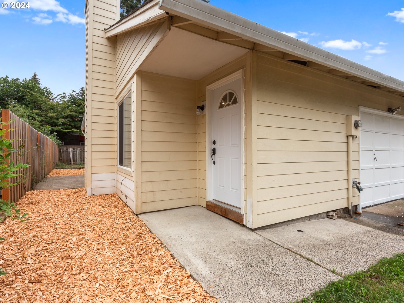 2905 Northeast 103rd Loop Unit B  