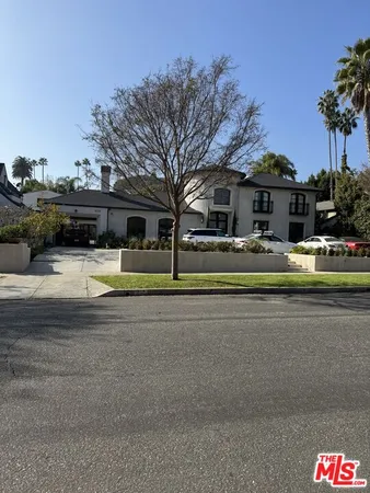 $3,900 | 625 North Elm Drive, Beverly Hills, CA 90210