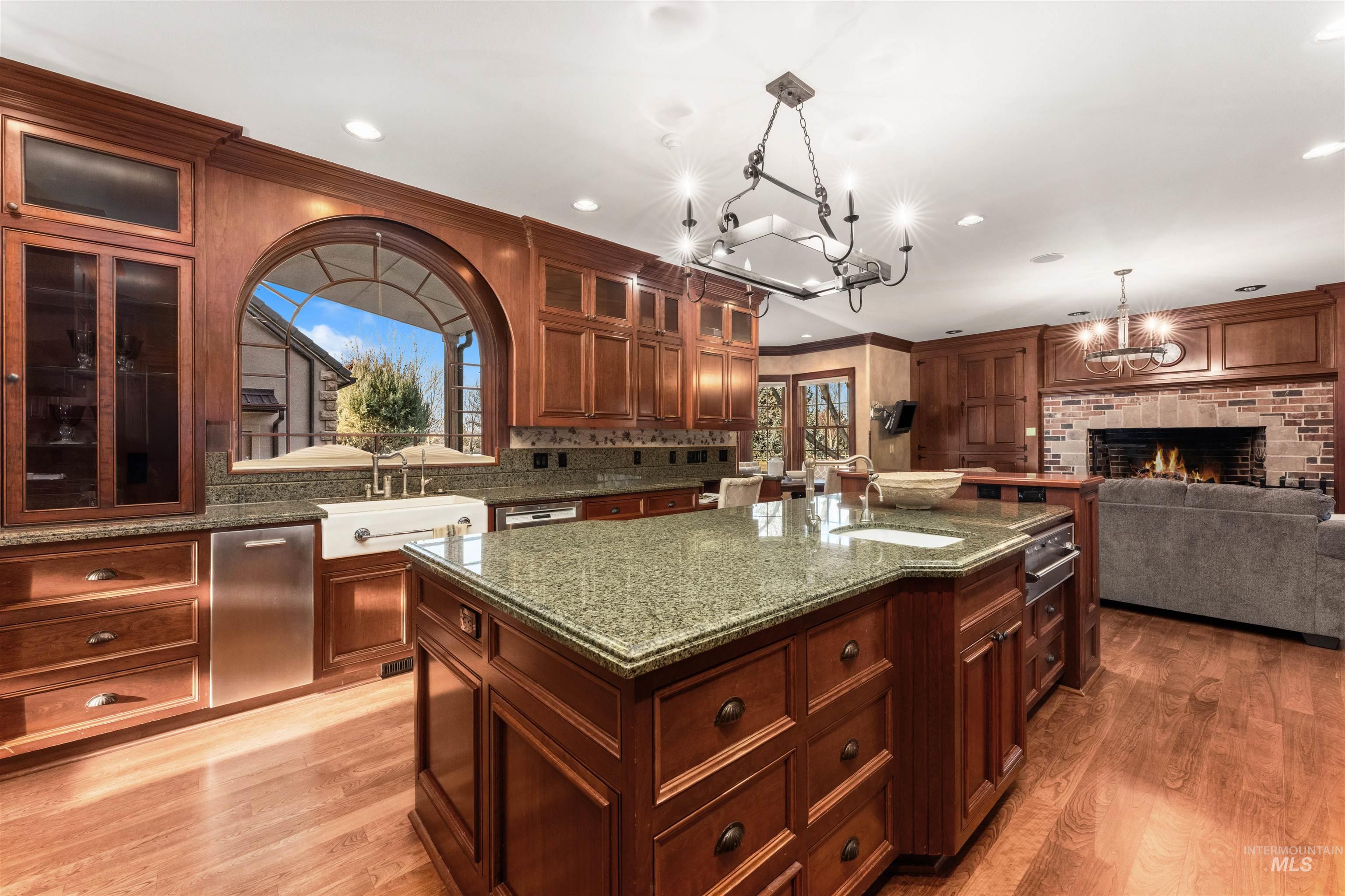 6673 North Fox Run Avenue Meridian, ID 83646 - Photo 11 of 40