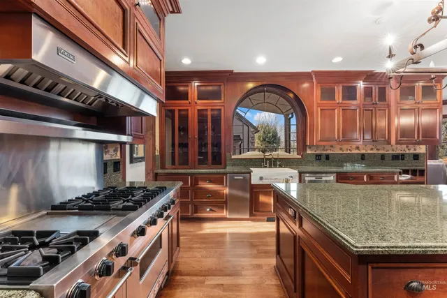 $3,750,000 | 6673 North Fox Run Avenue, Meridian, ID 83646