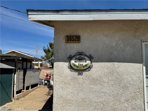 $296,000 | 36528 Irwin Road, Barstow, CA 92311