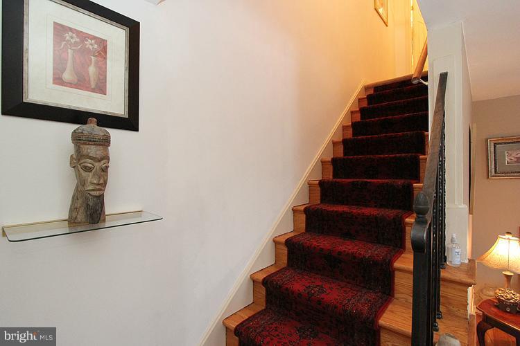 a view of entryway and workspace
