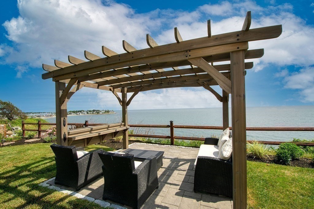 87 Gilson Road Scituate, MA 02066 - Photo 5 of 42 Gallery Image 5
