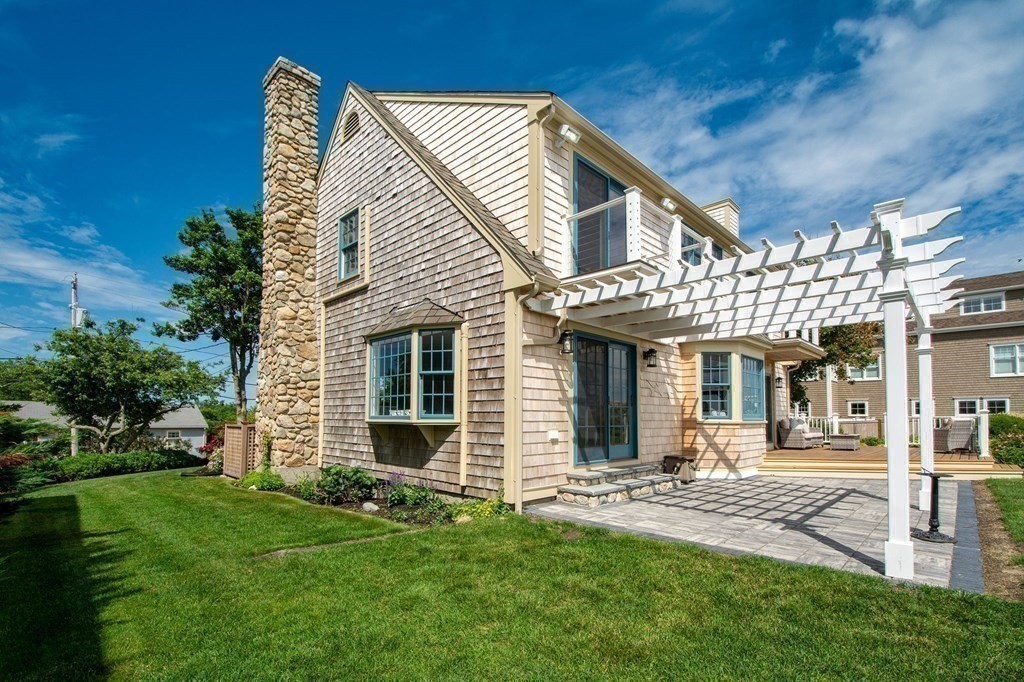87 Gilson Road Scituate, MA 02066 - Photo 7 of 42 Gallery Image 7
