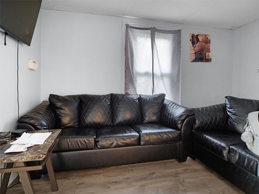 381 Parsells Avenue Rochester, NY 14609 - Photo 12 of 33