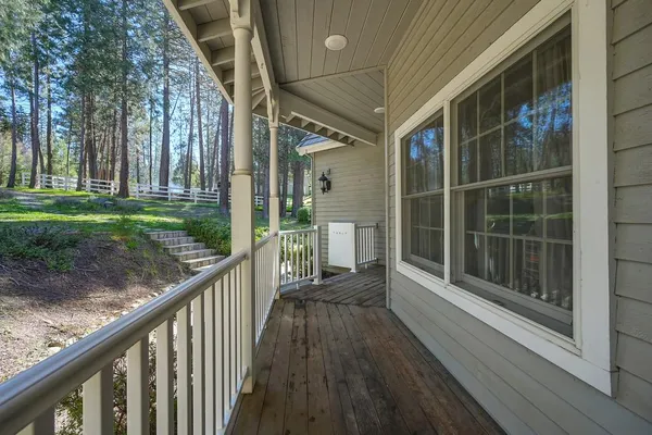 $1,400,000 | 7010 Flat Creek Drive, Somerset, CA 95684