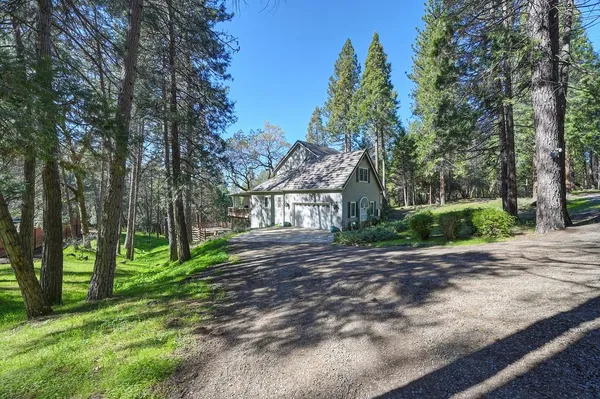 $1,400,000 | 7010 Flat Creek Drive, Somerset, CA 95684