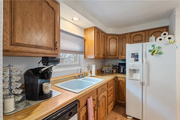 $349,900 | 4753 East Lake Road, Livonia, NY 14487