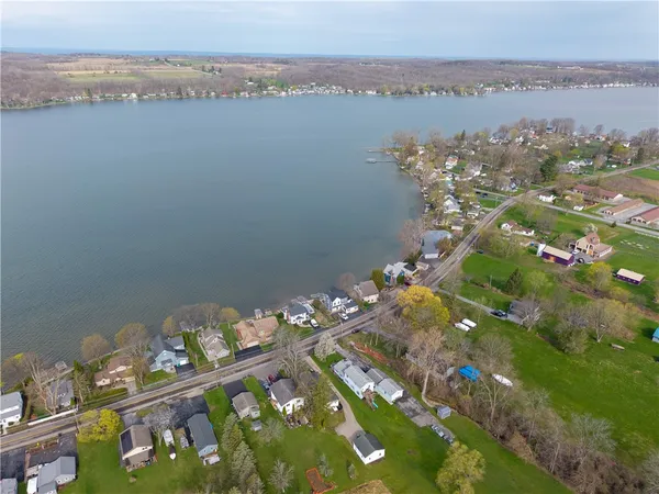 $349,900 | 4753 East Lake Road, Livonia, NY 14487