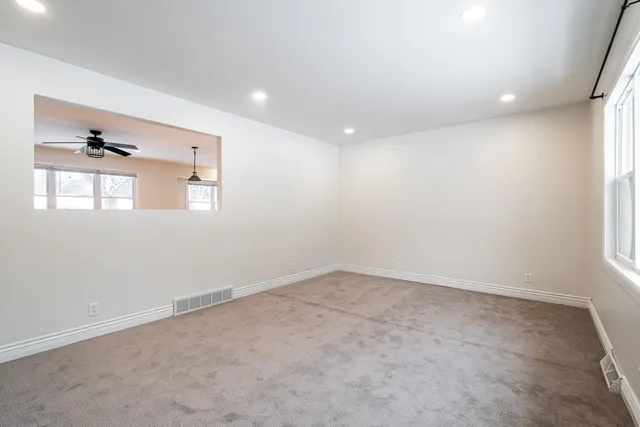 $2,400 | 6604 West Glenbrook Road, Brown Deer, WI 53223