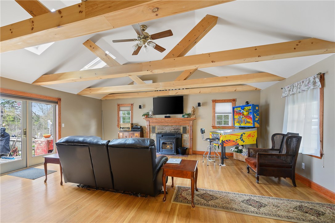648 Prospect Street Woonsocket, RI 02895 - Photo 4 of 27
