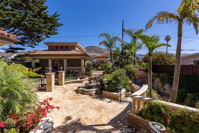 $10,998,000 | 502 Pacific Avenue, Cayucos, CA 93430