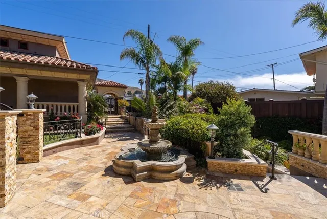 $10,998,000 | 502 Pacific Avenue, Cayucos, CA 93430