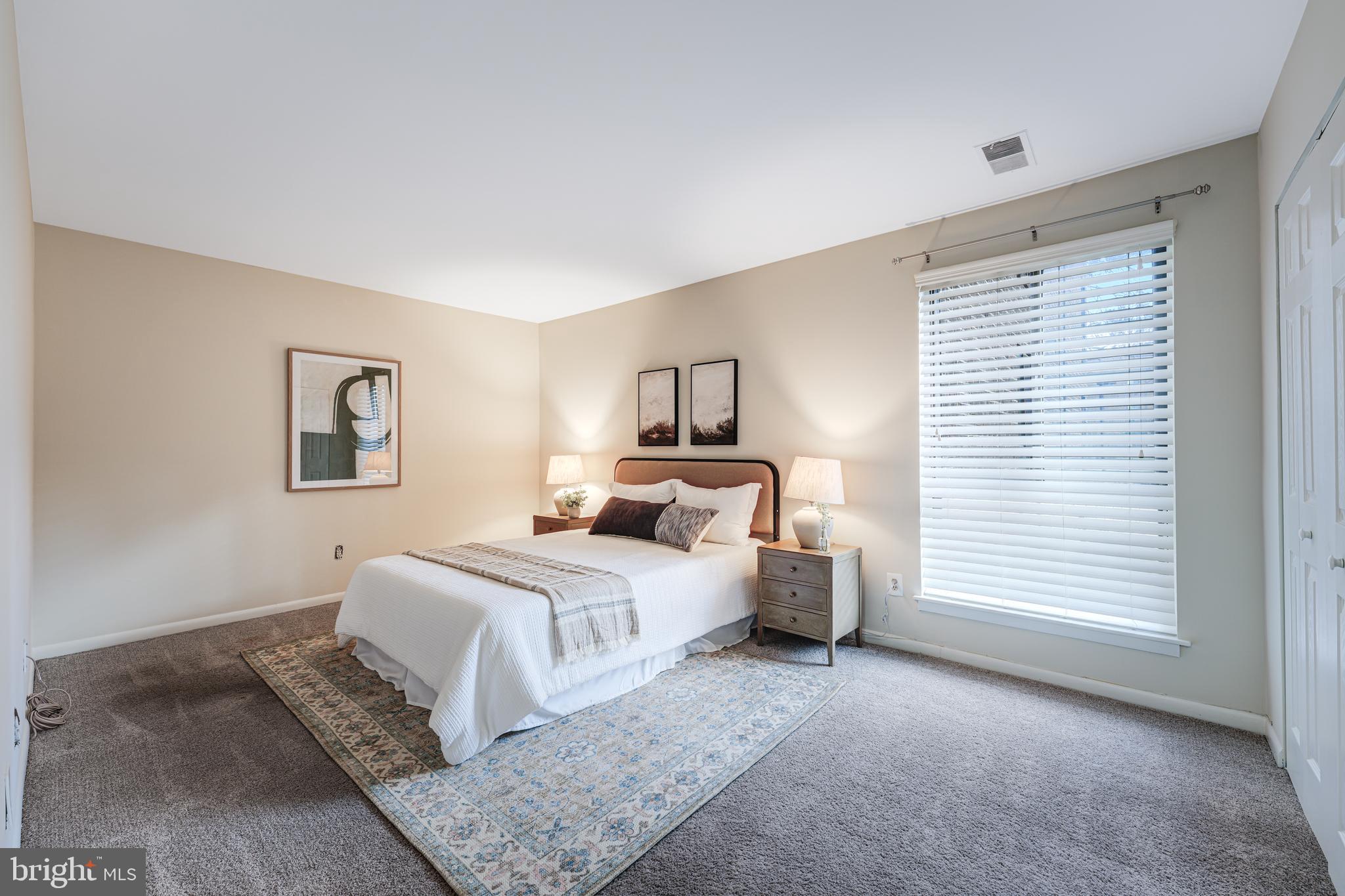 11252 Chestnut Grove Square Reston, VA 20190 - Photo 19 of 31