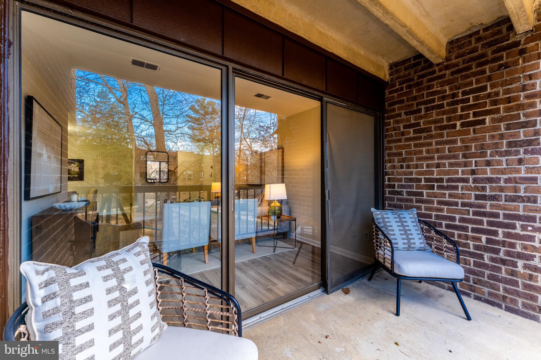 11252 Chestnut Grove Square Reston, VA 20190 - Photo 30 of 31