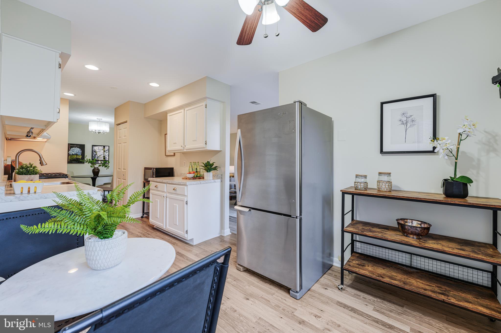 11252 Chestnut Grove Square Reston, VA 20190 - Photo 10 of 31