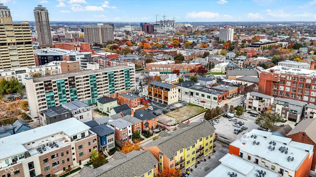 $804,500 | 527 East North Street, Indianapolis, IN 46204