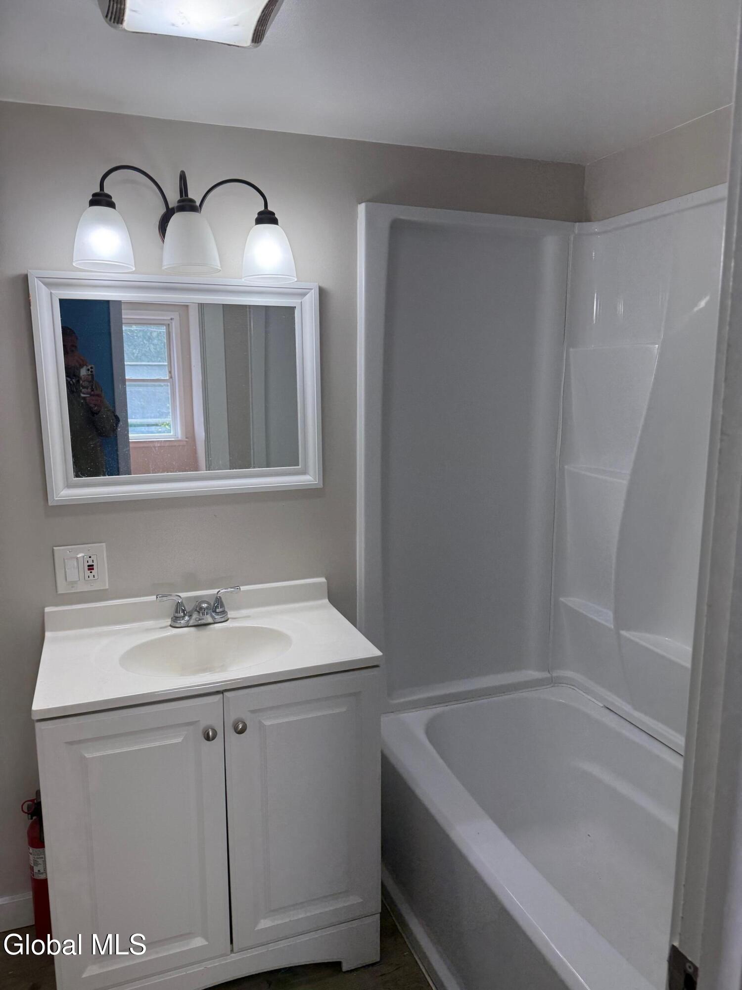 563 4th Avenue Troy, NY 12182 - Photo 15 of 16 IMG_2919