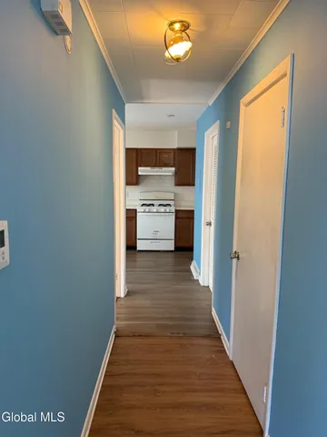 $1,700 | 563 4th Avenue, Troy, NY 12182