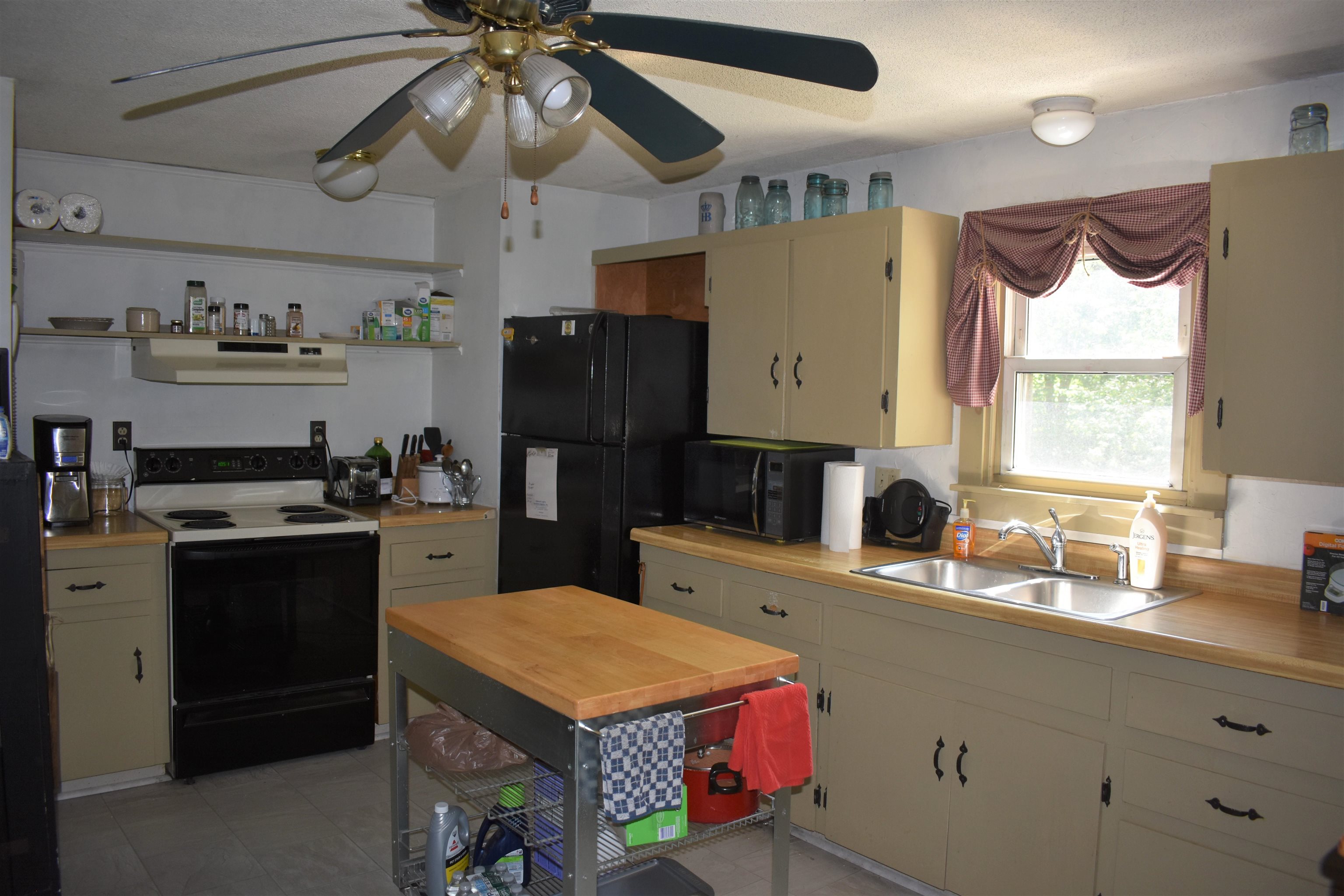 28 North Street Rindge, NH 03461 - Photo 5 of 7 Gallery Image 5