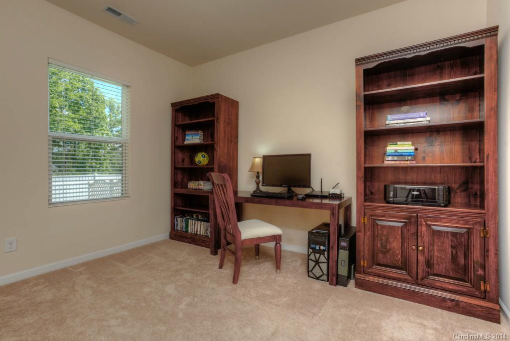 10007 Bristley Road Charlotte, NC 28227 - Photo 5 of 17