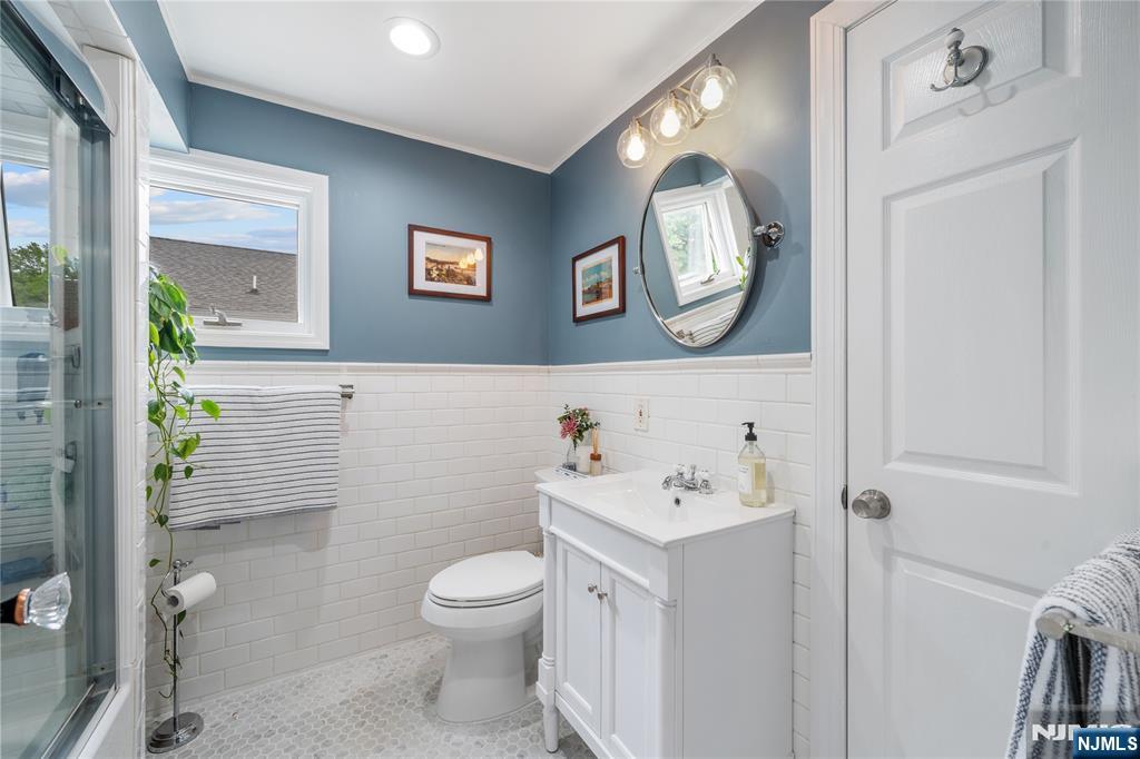 15 Valley Road Nutley, NJ 07110 - Photo 28 of 44