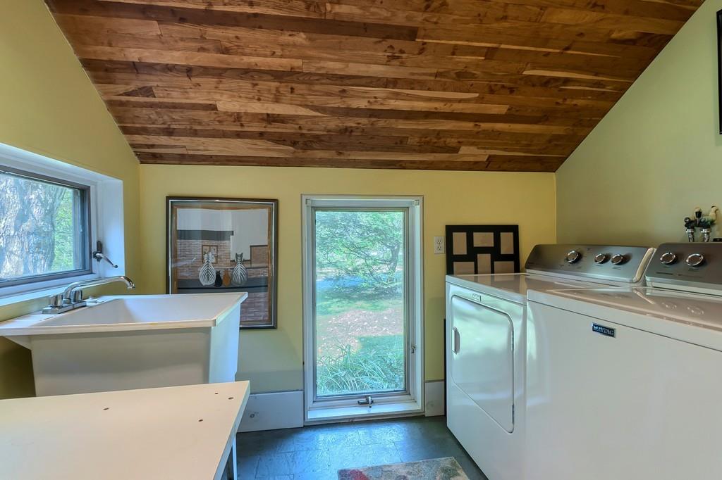 98 Turner Road Townsend, MA 01469 - Photo 9 of 39