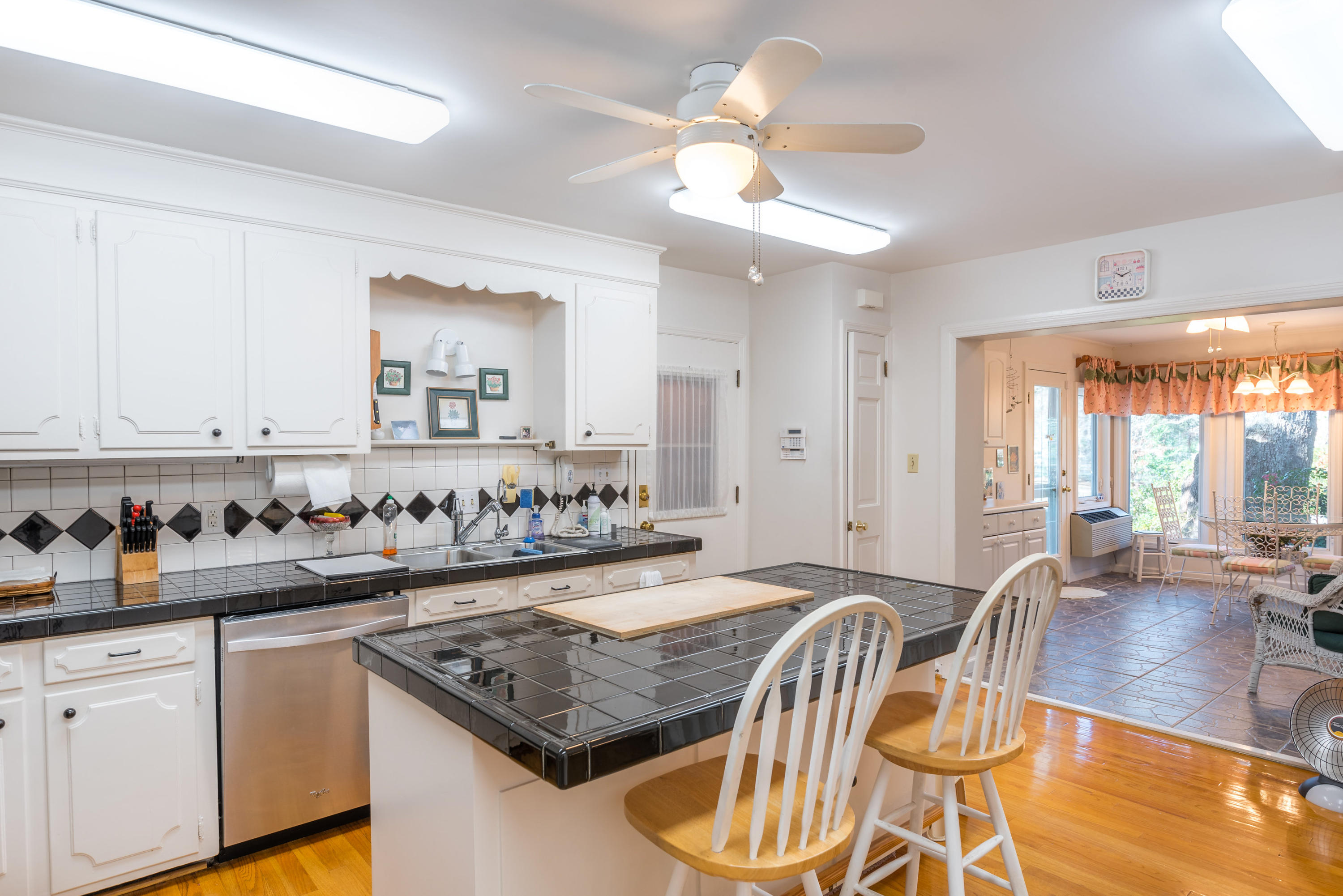 55 Shrewsbury Road Charleston, SC 29407 - Photo 14 of 50 55ShrewsburyRoad-14