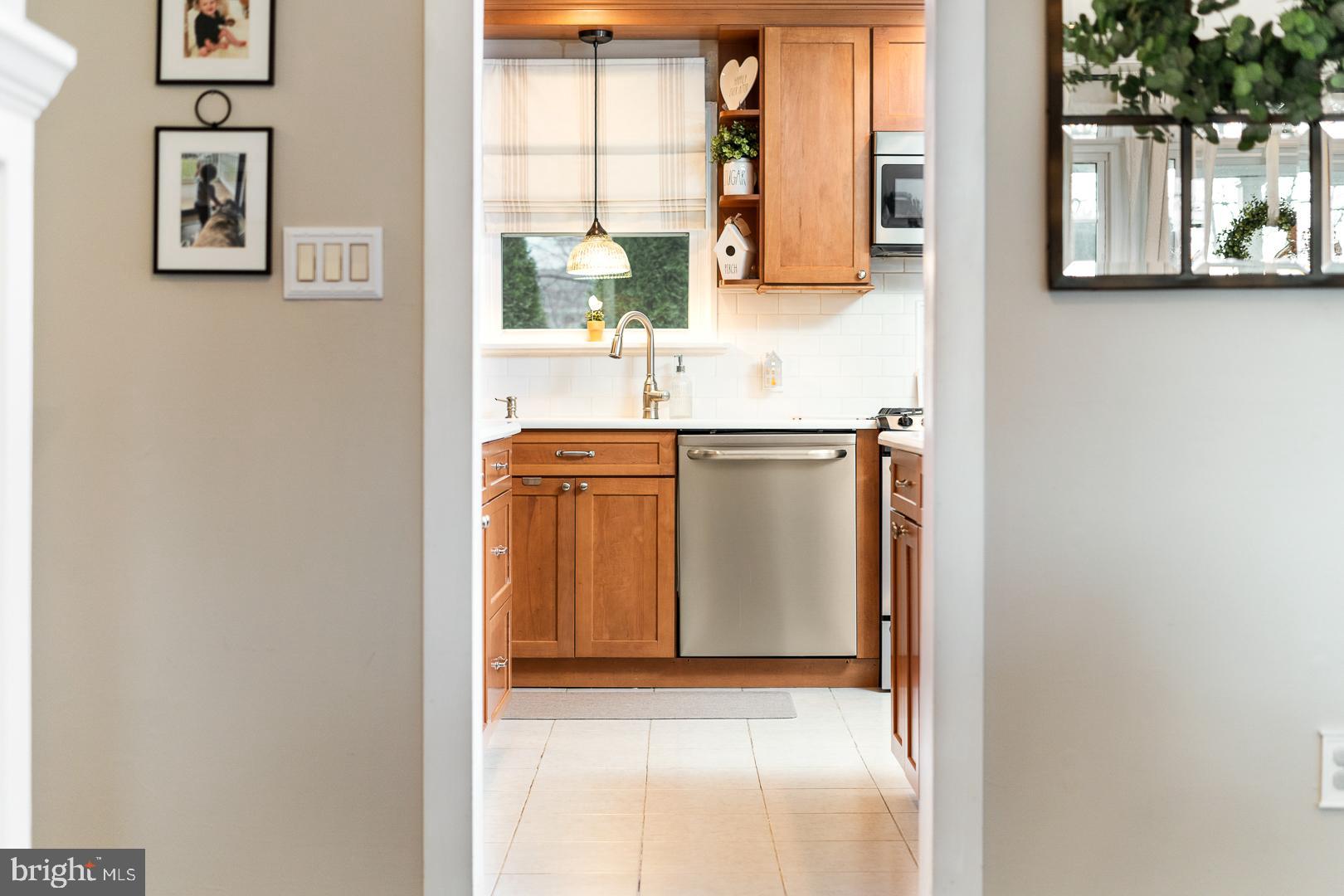 2081 Whatley Road Hamilton, NJ 08690 - Photo 20 of 44