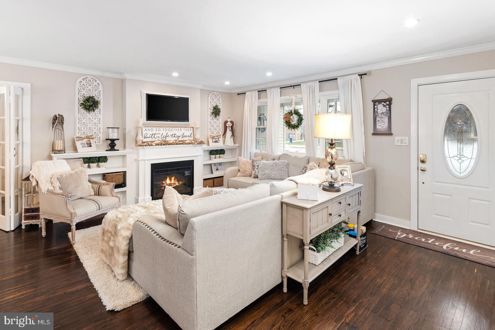 2081 Whatley Road Hamilton, NJ 08690 - Photo 5 of 44