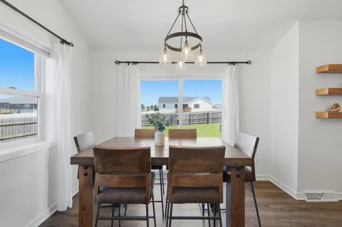 $495,000 | 660 Westfield Avenue, Evansville, WI 53536