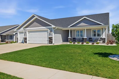 $495,000 | 660 Westfield Avenue, Evansville, WI 53536