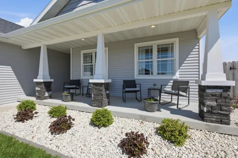 $495,000 | 660 Westfield Avenue, Evansville, WI 53536