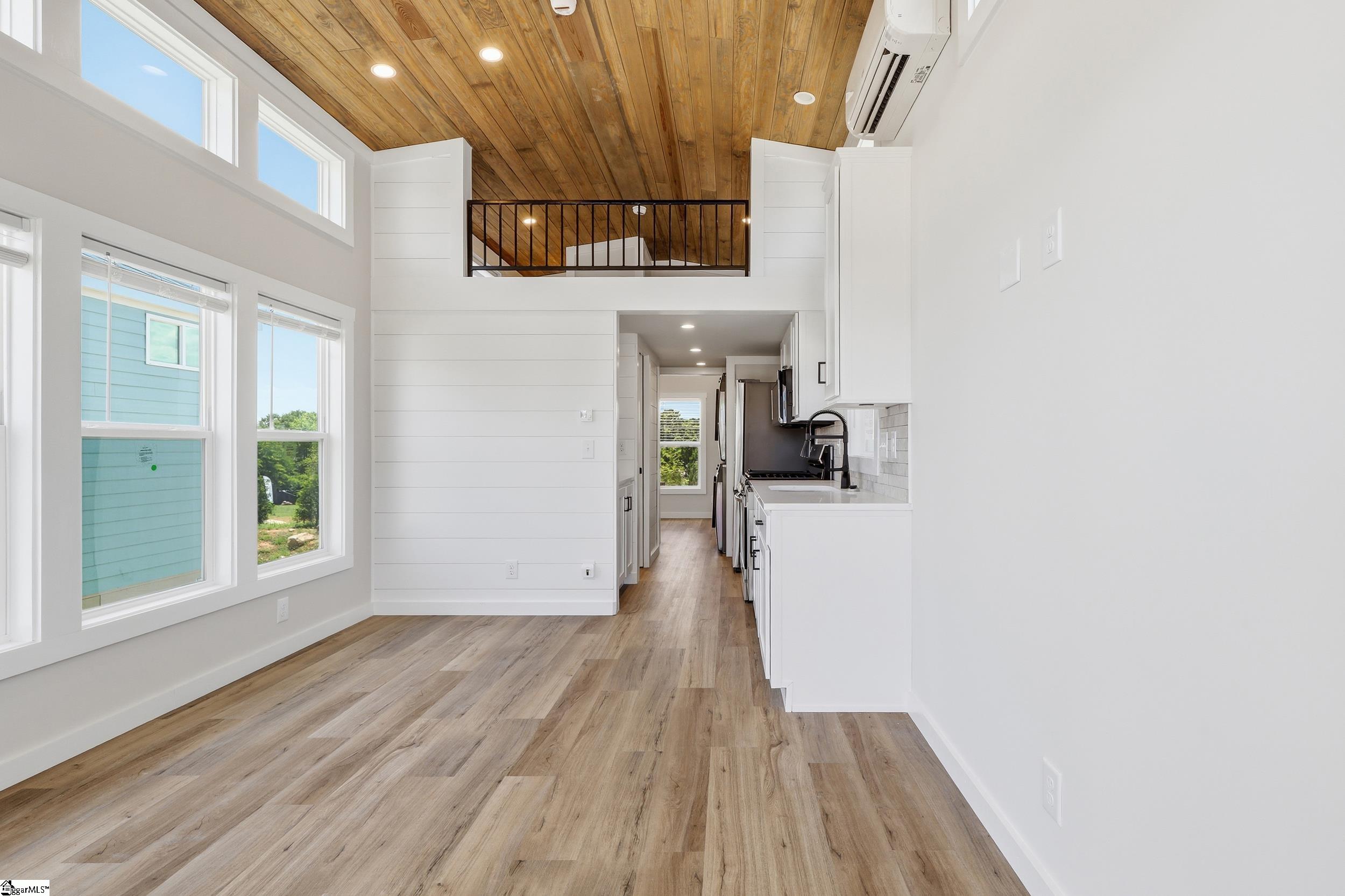 413 Presley Jackson Road Taylors, SC 29687 - Photo 3 of 13 Gallery Image 3