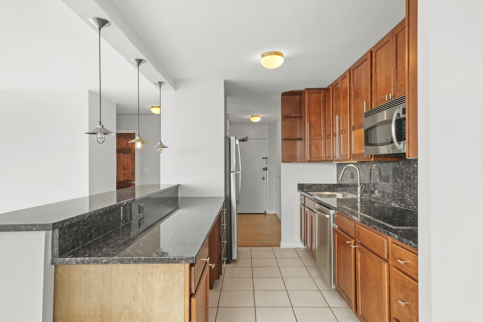 5455 North Sheridan Road, Unit 2712 Chicago, IL 60640 - Photo 12 of 21