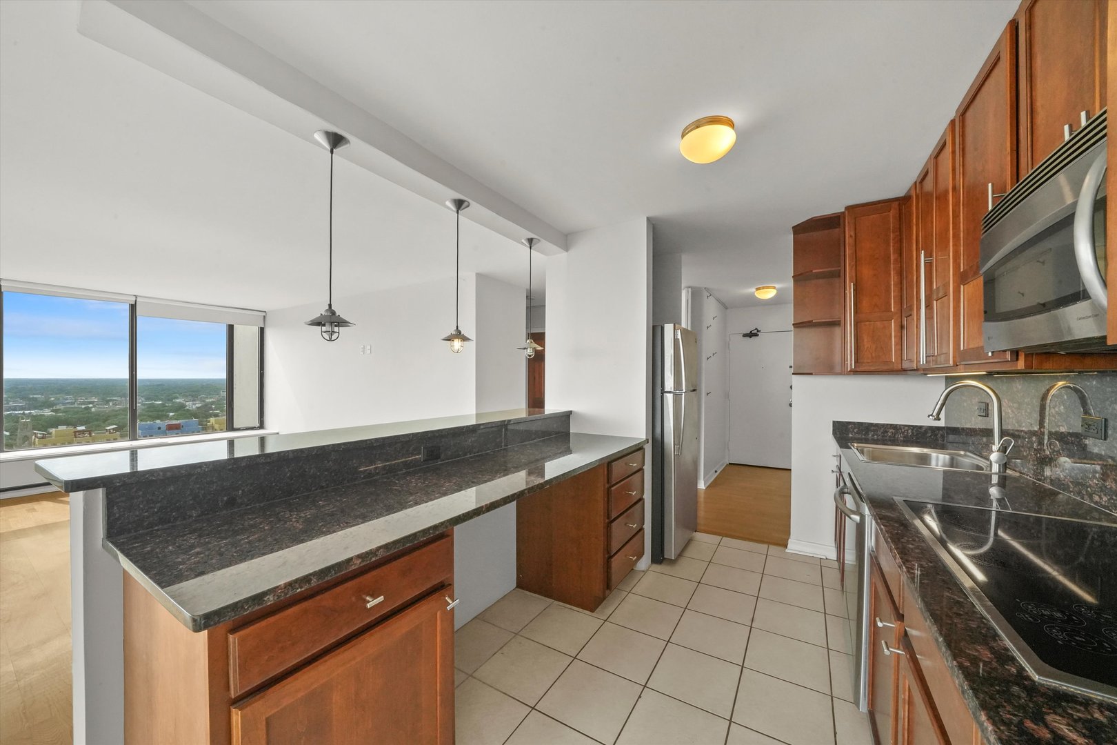 5455 North Sheridan Road, Unit 2712 Chicago, IL 60640 - Photo 13 of 21