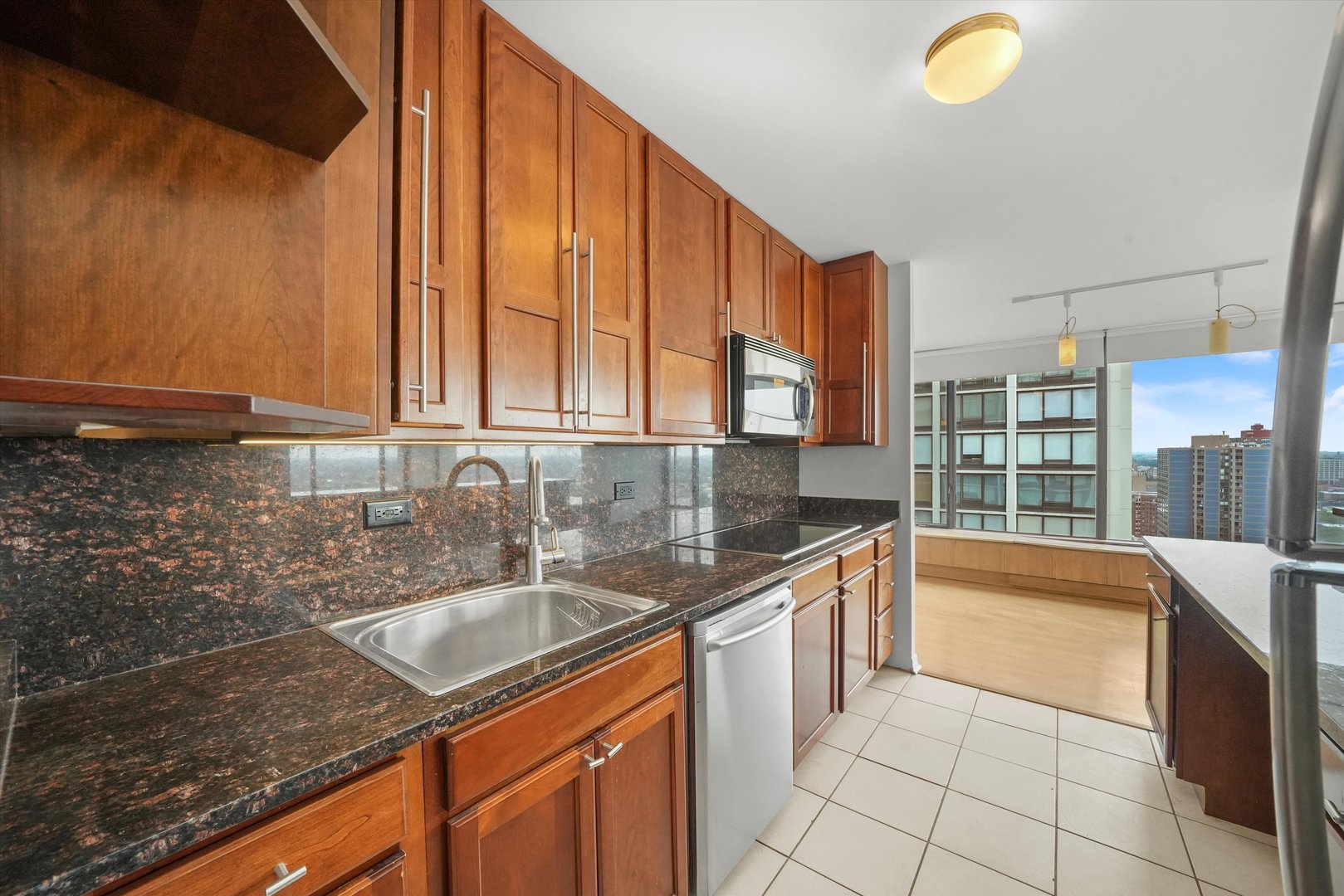 5455 North Sheridan Road, Unit 2712 Chicago, IL 60640 - Photo 14 of 21