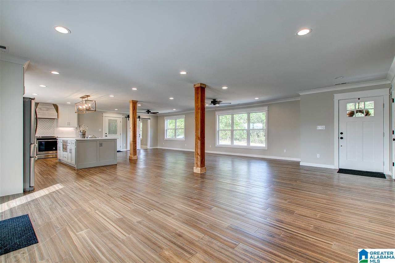 2424 Wallstown Road Hayden, AL 35079 - Photo 7 of 33