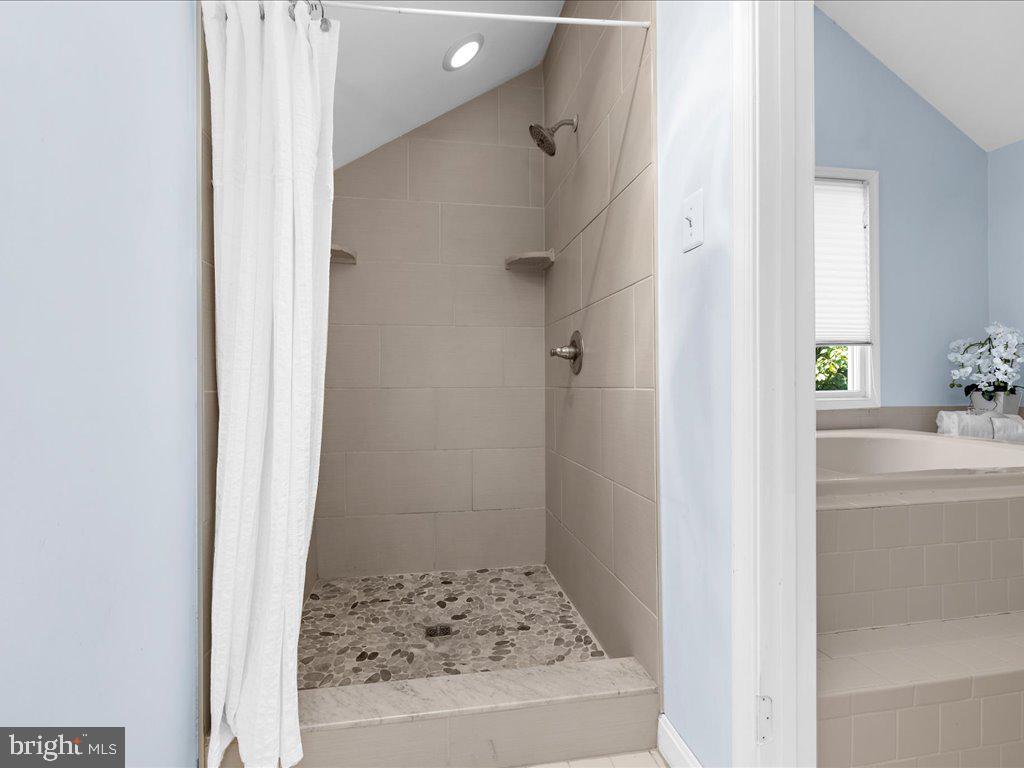 1877 Cherry Road Annapolis, MD 21409 - Photo 22 of 65 New Primary Shower