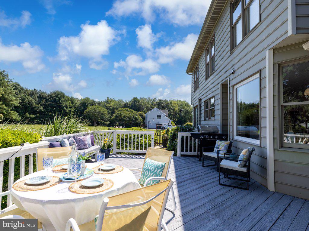 1877 Cherry Road Annapolis, MD 21409 - Photo 32 of 65 Perfect for dining under the stars