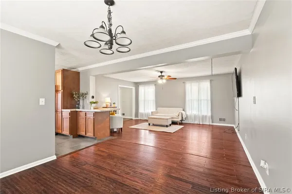 $315,000 | 1103 Carriage Lane, New Albany, IN 47150