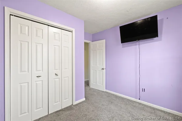 $315,000 | 1103 Carriage Lane, New Albany, IN 47150