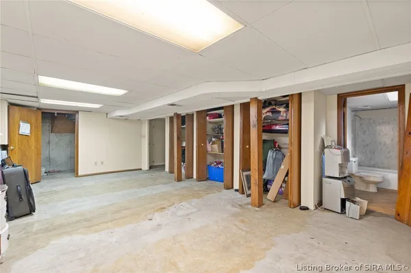 $315,000 | 1103 Carriage Lane, New Albany, IN 47150