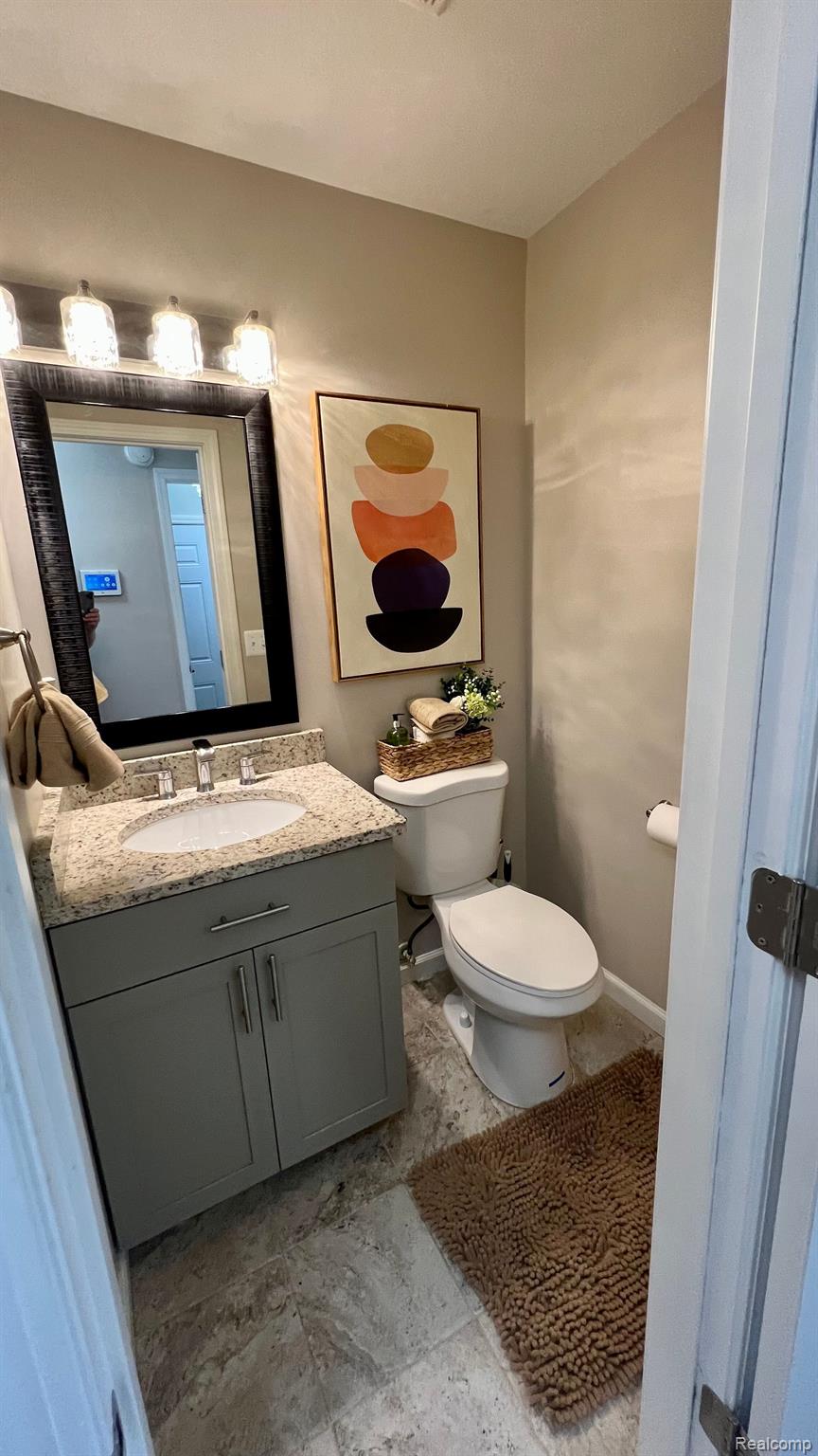 39810 Coronation Road Canton, MI 48188 - Photo 9 of 17 Half Bath