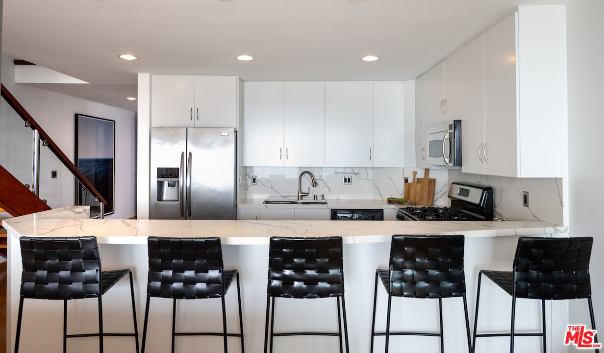 6 Fleet Street, Unit 304 Marina del Rey, CA 90292 - Photo 13 of 30