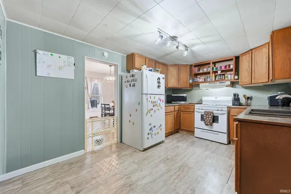 $154,900 | 4995 Southwest Railroad Street, Pleasant Lake, IN 46779