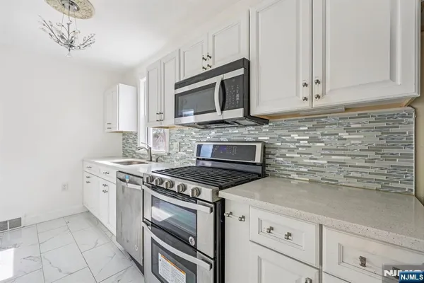 $599,900 | 365 Highland Street, Englewood, NJ 07631